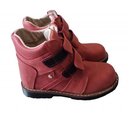 Дитячі ортопедичні черевики з супінатором FootCare FC-115 червоні